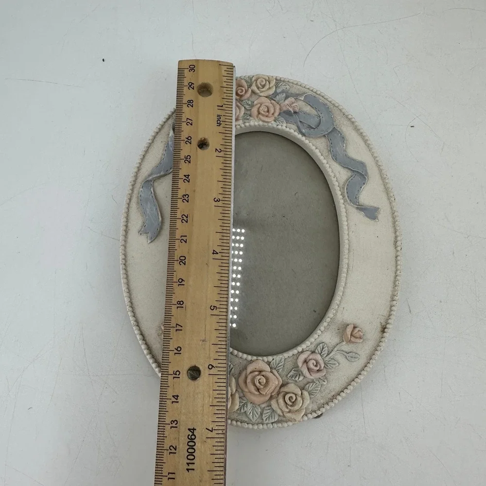 Vintage Style Oval Resin Picture Frame Pink Roses Blue Ribbon Cottagecore Cream